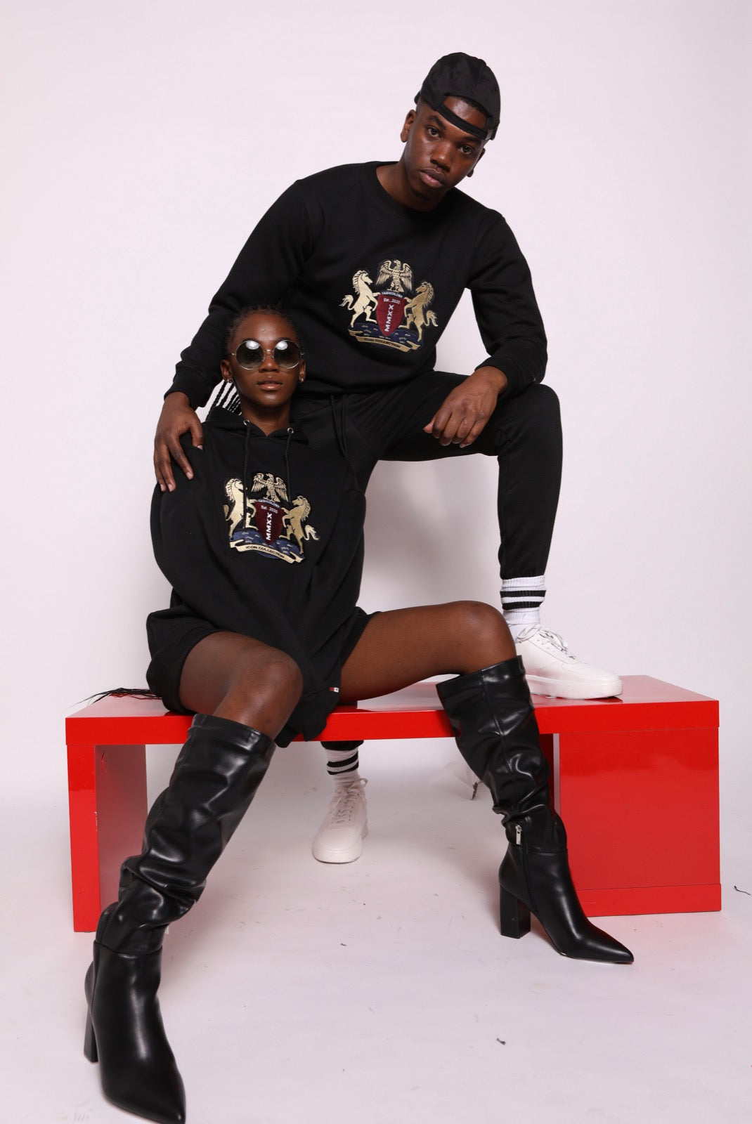Icon collection Crew Neck SweatShirt - Black