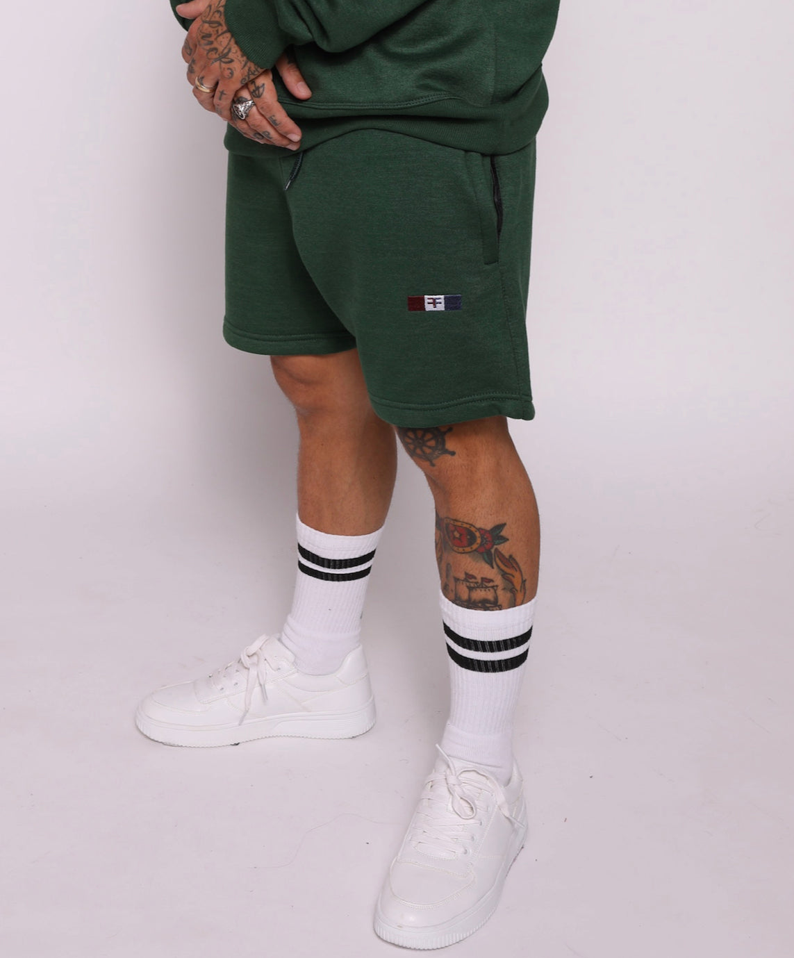 tapered fit zipper short - Green