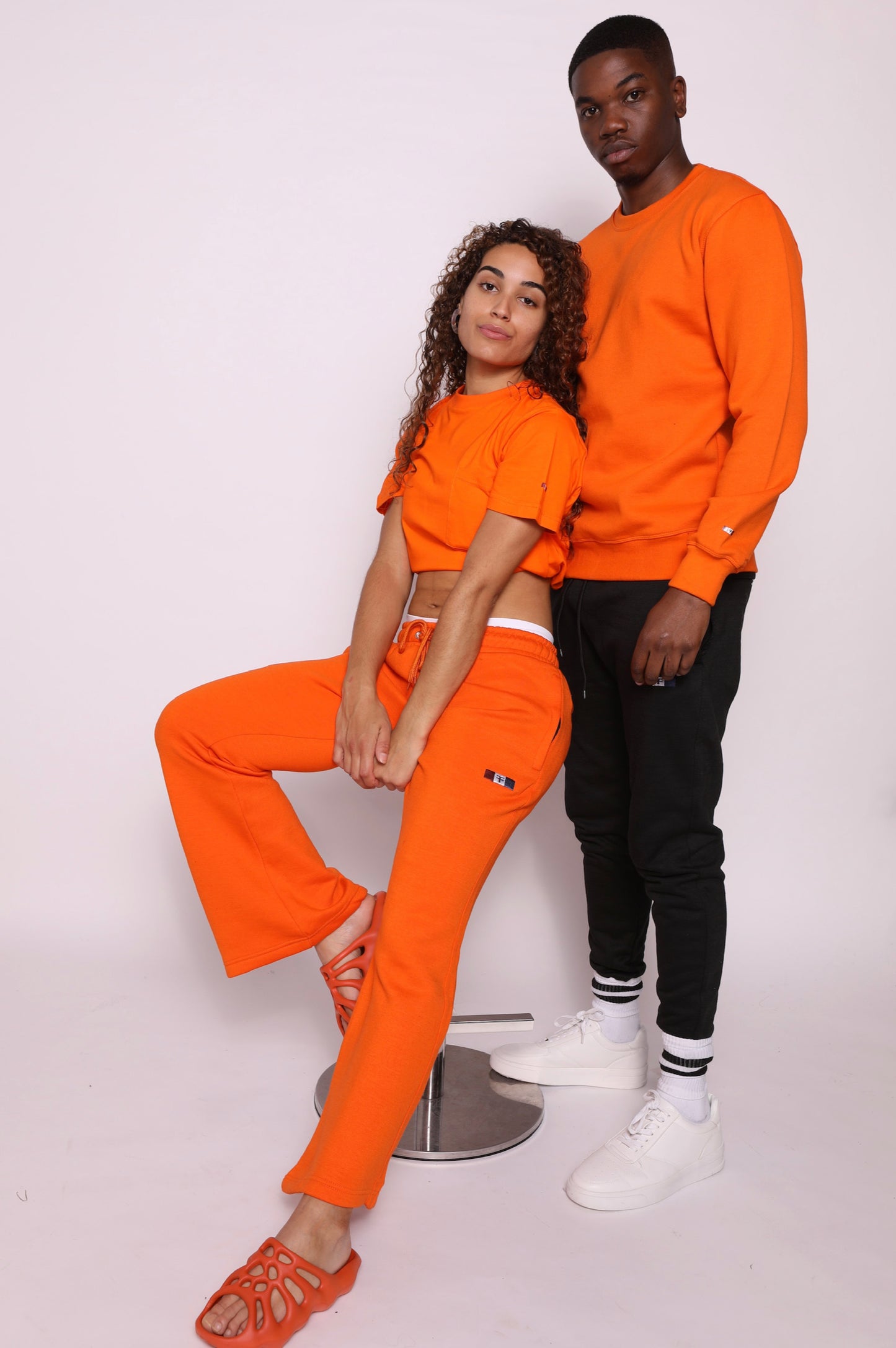 Essential crew neck Sweatshirt- Orange